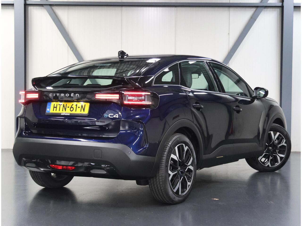 Citroen ë-C4 Business 156pk Extended range 54 kWh | Camera | Verwarmde Voorruit | CruiseControl | AppleCarPlay/AndroidAuto |