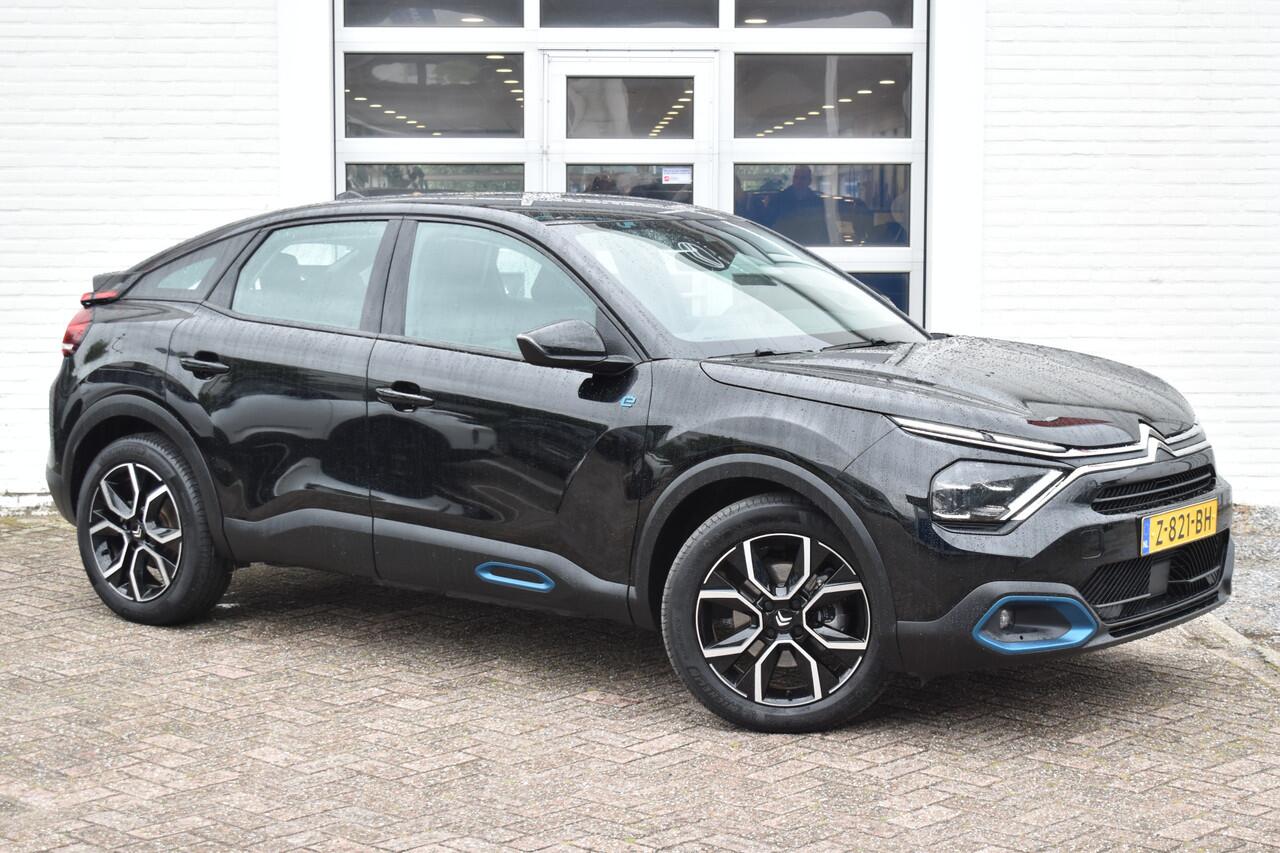 Citroen ë-C4 Feel Pack 50 kWh | Navigatie | Camera | Airco ECC | 4 seizoenenbanden | Aprkeersensoren | Carplay & Android Auto SOH 100% | Isofix bevestigingspunten | Zeer compleet!