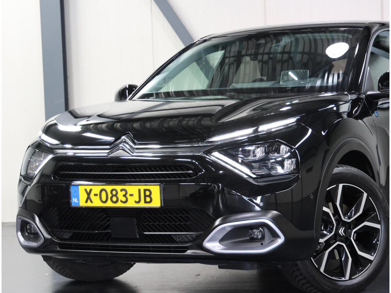 Citroen ë-C4 Max 54 kWh 156PK | ACCURAPPORT 96%| AppleCarPlay/AndroidAuto | Navigatie | Adaptive Cruise Control | Climate Control | Camera | LMV | LED | Armsteun | Isofix | Privacy Glass | Parkeersensoren |