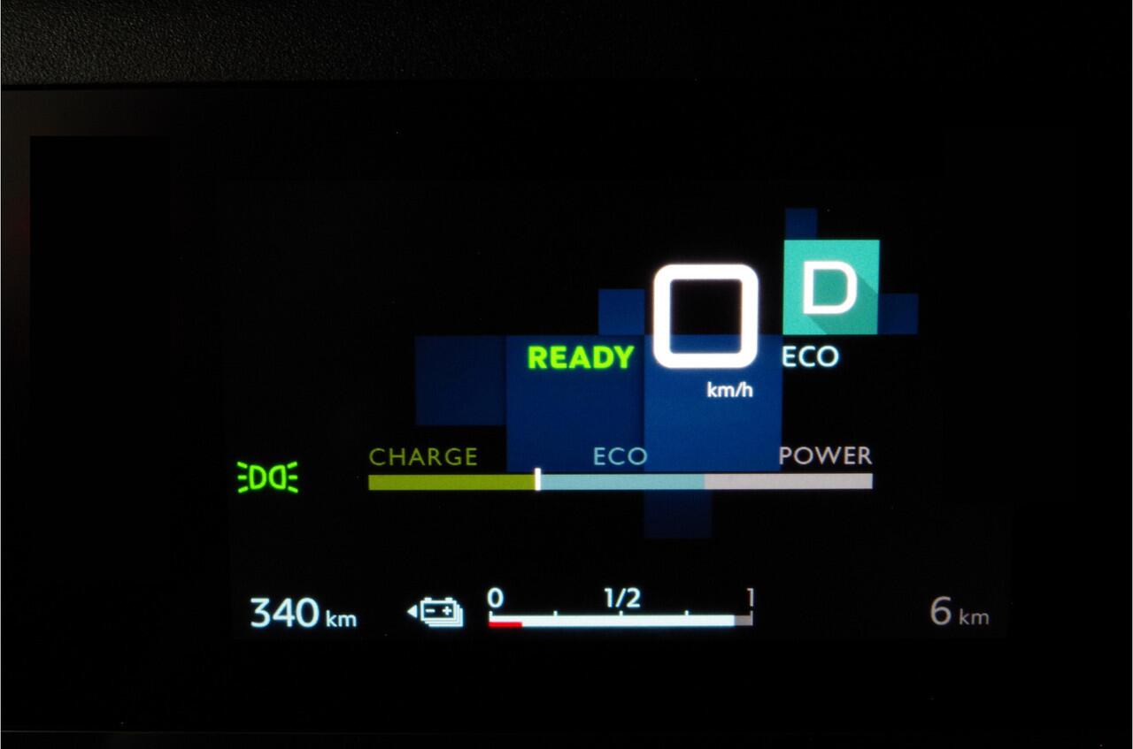 Citroen ë-C4 Shine 50kWh 3- fase | Camera | Navigatie | Adaptive Cruise Control | Pano | Camera | Navigatie | Adaptive Cruise Control | Pano