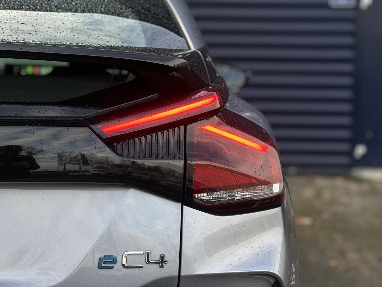 Citroen ë-C4 Live 50 kWh | Trekhaak | Apple Carplay/Android Auto | Cruise Control | Climate Control | Geluidsisolerend glas | Full LED | Parkeersensoren | Standkachel | DAB |