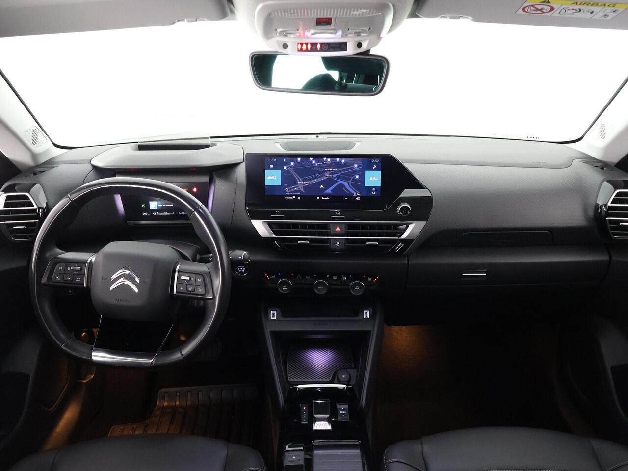 Citroen ë-C4 SHINE ACCU 95%! BEREIK WLTP 349 GARANTIE 9-2032* PDC V+A . CAMERA .BSM. APPLE CARPLAY & ANDROID AUTO . STOELVERWARMING . DODEHOEK DETECTIE