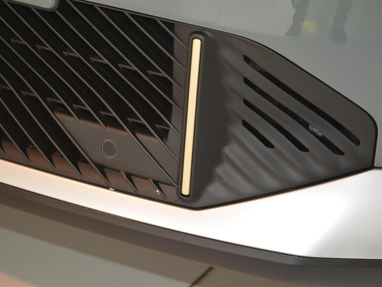 Citroen ë-C4 Max 54 kWh 156pk | Pack Techno | Two Tone dak | WLTP actieradius 418km |