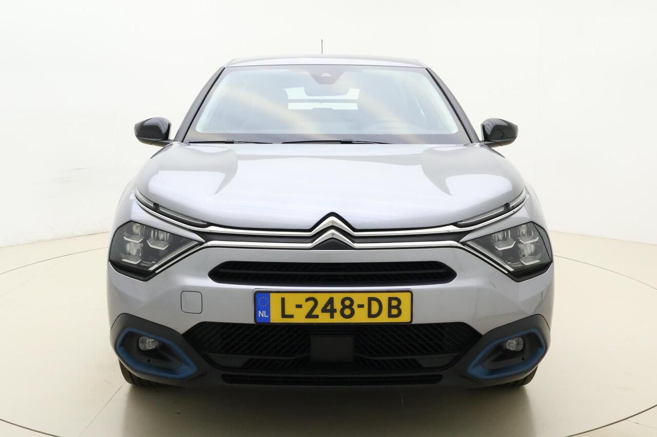 Citroen ë-C4 Feel Edition 50 kWh 3 Fase | Navigatie | Winterpakket | Camera | Head-Up Display | Keyless Entry en Start | Lichtmetalen Velgen