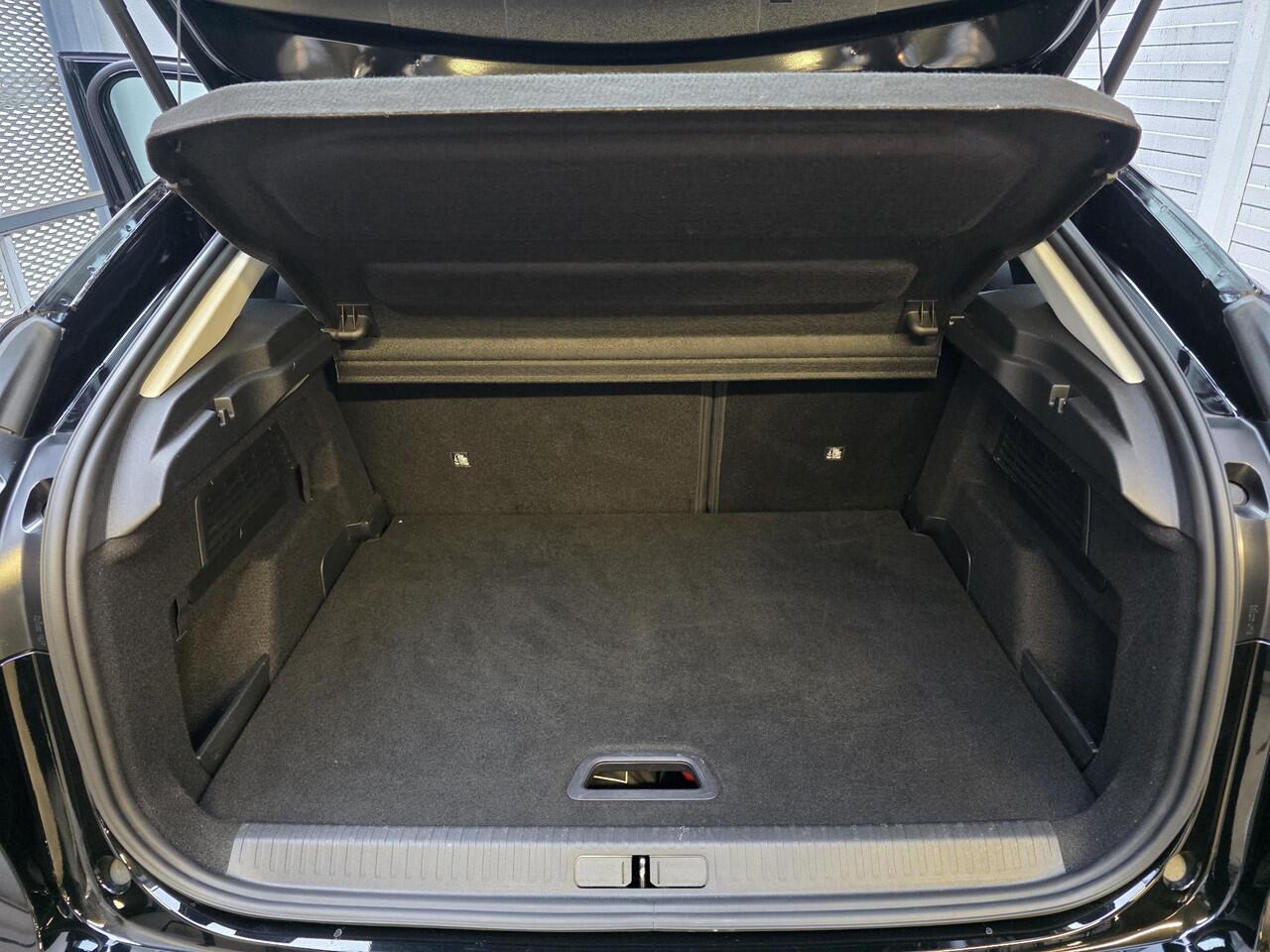 Citroen ë-C4 Feel Pack EV 50kWh 136pk AUTOMAAT | APPLE CARPLAY / ANDROID AUTO | CAMERA | CLIMA | DAB+