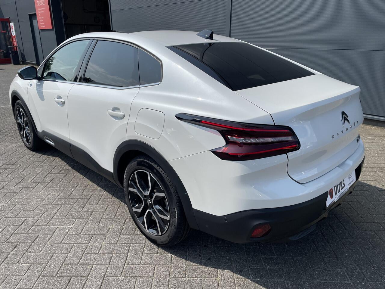 Citroen ë-C4 X Shine Pack (Elektrisch Schuifdak - Leder - Camera - Parkeersensoren V+A - Stoelverwarming)