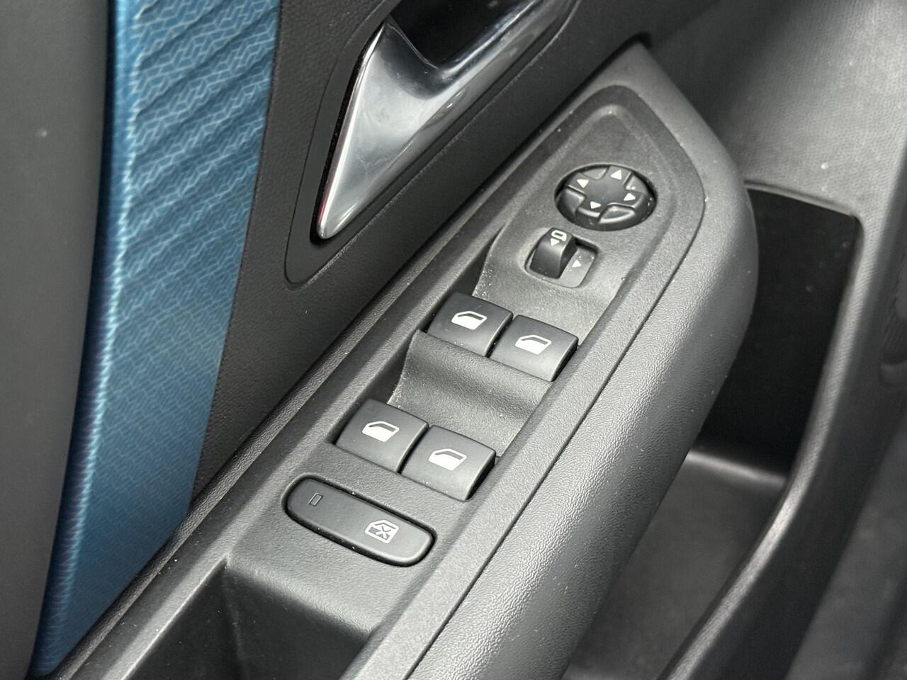 Citroen ë-C4 BJR 2023 Shine Pack Business 136 PK 50 kWh STOELVERWARMING | CAMERA | CLIMA | LEDER