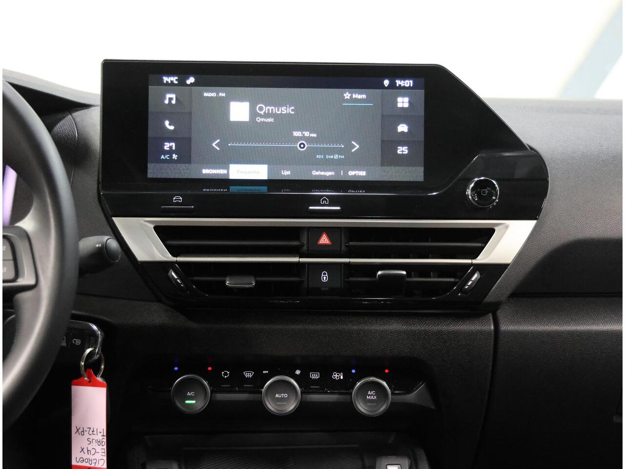 Citroen ë-C4 X Feel 50kWh 136PK | 1ste eigenaar | 3 FASE | AppleCarPlay/AndroidAuto | Armsteun | Parkeersensoren | LED lampen | Navigatie | 18"LMV | Cruise Control | Climate Control | AUTOMAAT | Isofix |