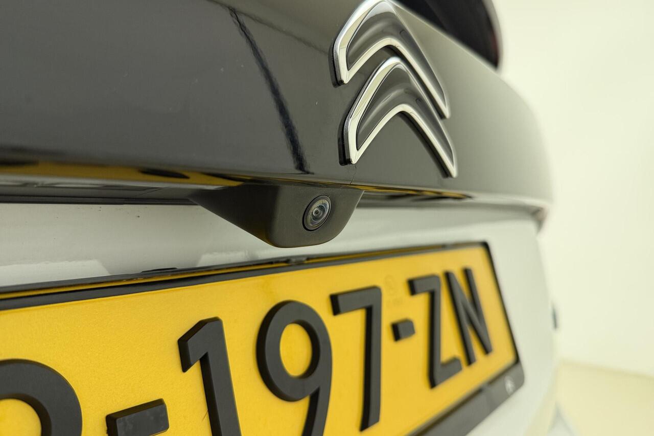 Citroen ë-C4 Feel 50 kWh | Climate control | Camera | Navigatie via Carplay | Parkeersensoren | DAB Radio | Cruise control