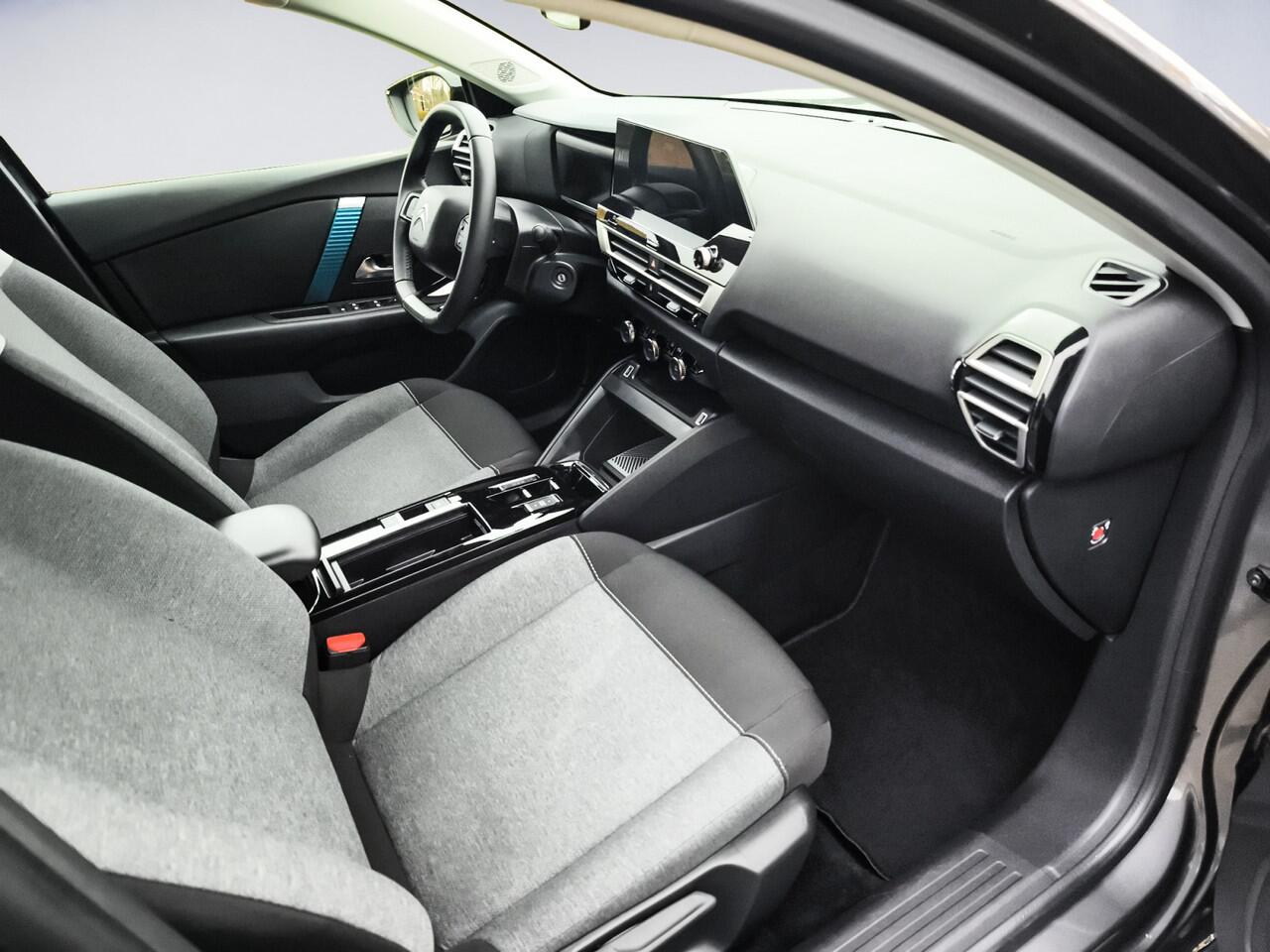 Citroen ë-C4 X Feel 50 kWh 1e-Eig. & Keurig-Onderh. BOVAG-Garantie. NL-Auto.