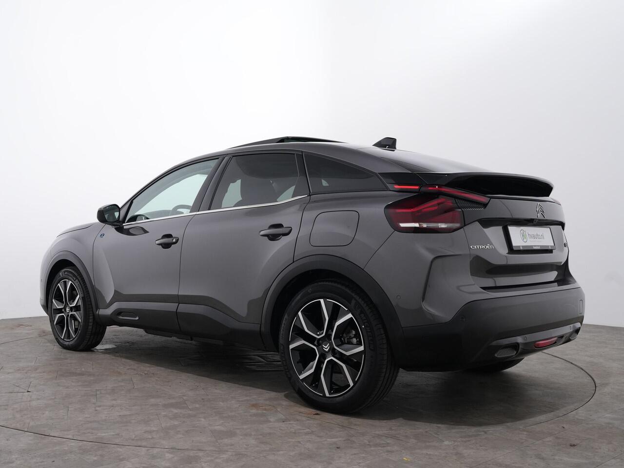 Citroen ë-C4 SHINE 50 KWH 3-FASE NIEUW! 100% SOH | Panoramadak | Massage | Leer