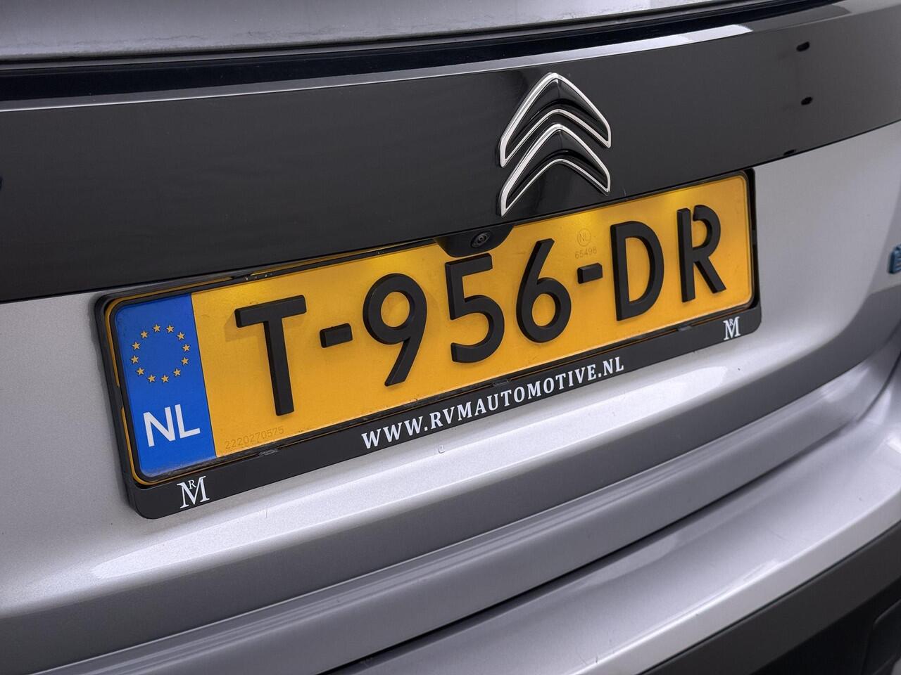 Citroen ë-C4 Shine 50 kWh SOH 98% 3-FASE LADER | stuur + stoel verwarming | trekhaak | head-up display | Camera | keyles start & go | dodehoek | Rijklaar geleverd met 12 maanden BOVAG-garantie