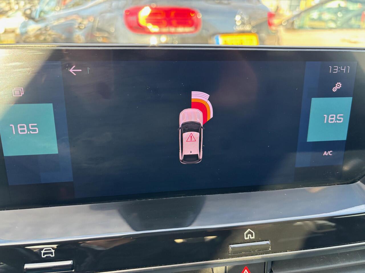 Citroen ë-C4 Shine 50 kWh SOH 96,7%! | Rijklaar geleverd incl 12 maanden BOVAG garantie! | OBC reeds vervangen! |