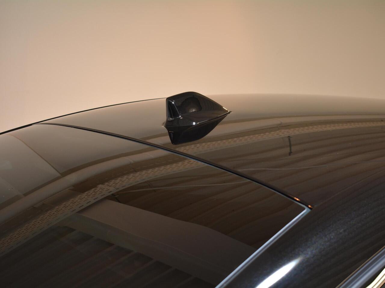 Citroen ë-C4 Max 54 kWh 156pk | Pack Techno | Two Tone dak | WLTP actieradius 418km |