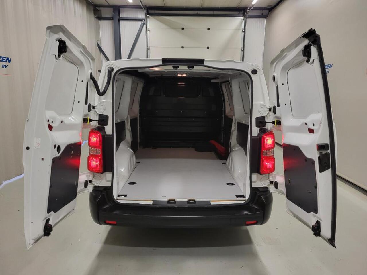 Citroen ë-Jumpy Club 50kWh 136pk L3/H1 220km Actieradius!