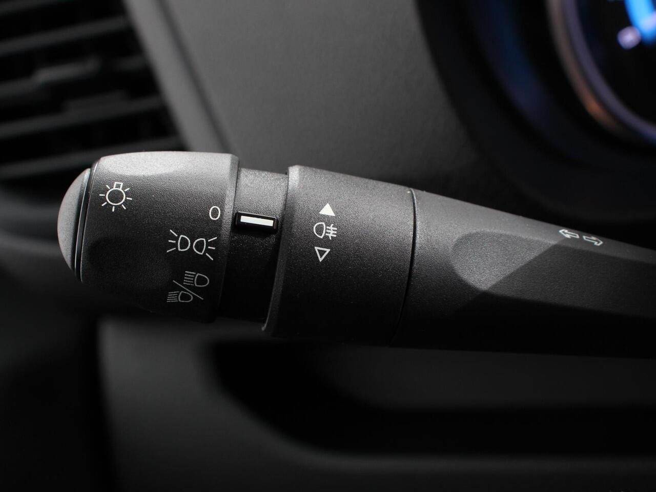 Citroen ë-Jumpy L2 136 Automaat 75 kWh | 3p | Automatische Airco | Multimedia scherm | Cruise Control | Dab | Digitaal dasboard |