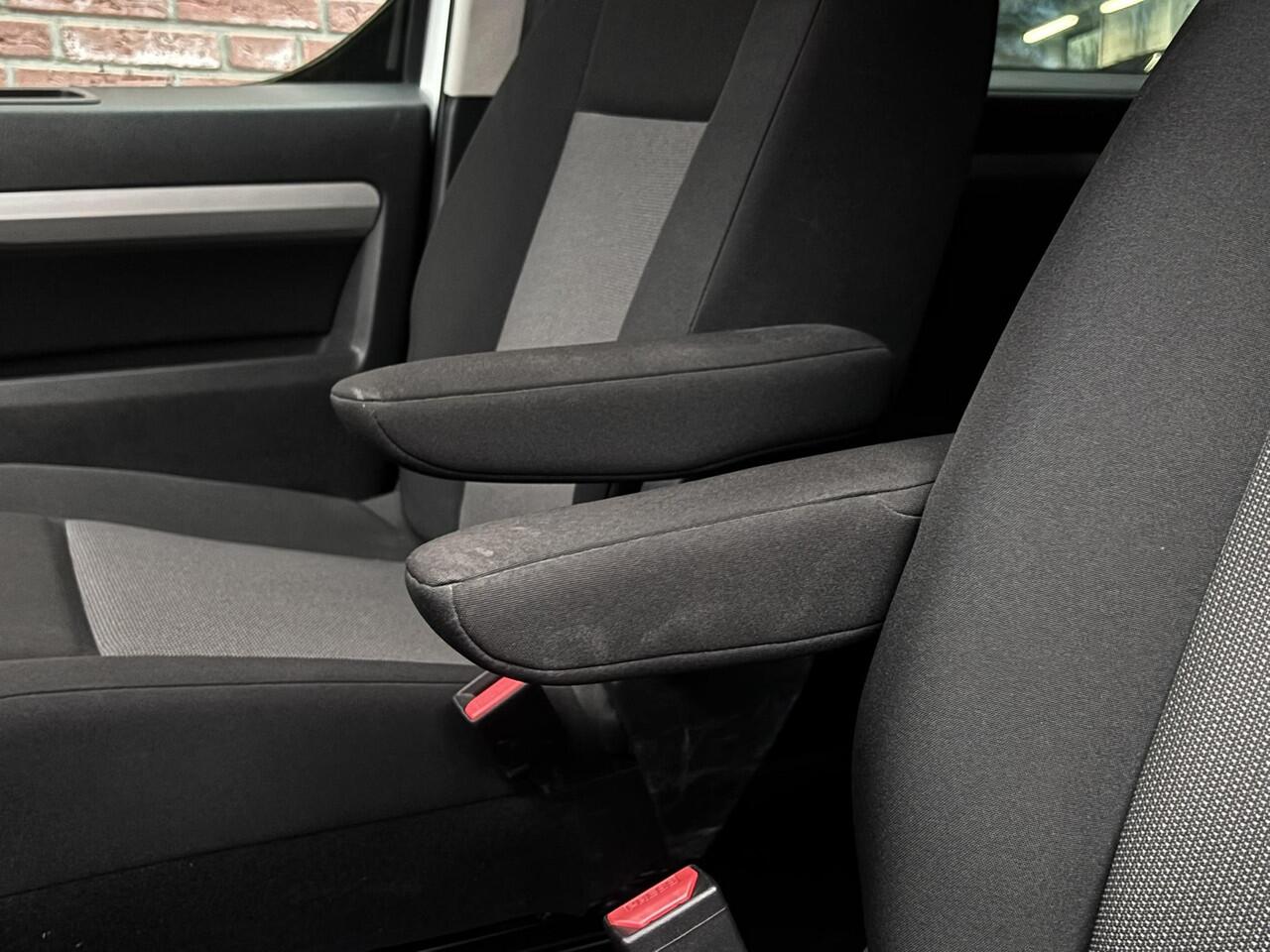 Citroen ë-SpaceTourer Jumpy L2 Business Feel Pack EV 50kWh 136pk | 8-PERSOONS | NAVI | CAMERA | DODEHOEKBEW. | STOELVERW. | CLIMA | CRUISE CONTROL | PRIVACY-GLASS