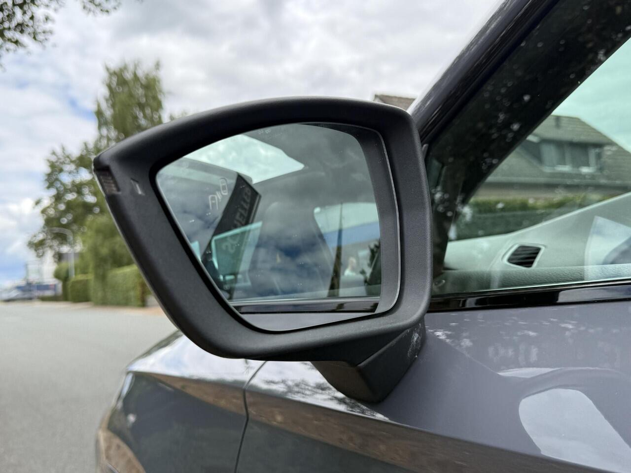 Cupra Ateca 2.0 TSI 4DRIVE 400PK LimitedoAkrapovicoPano