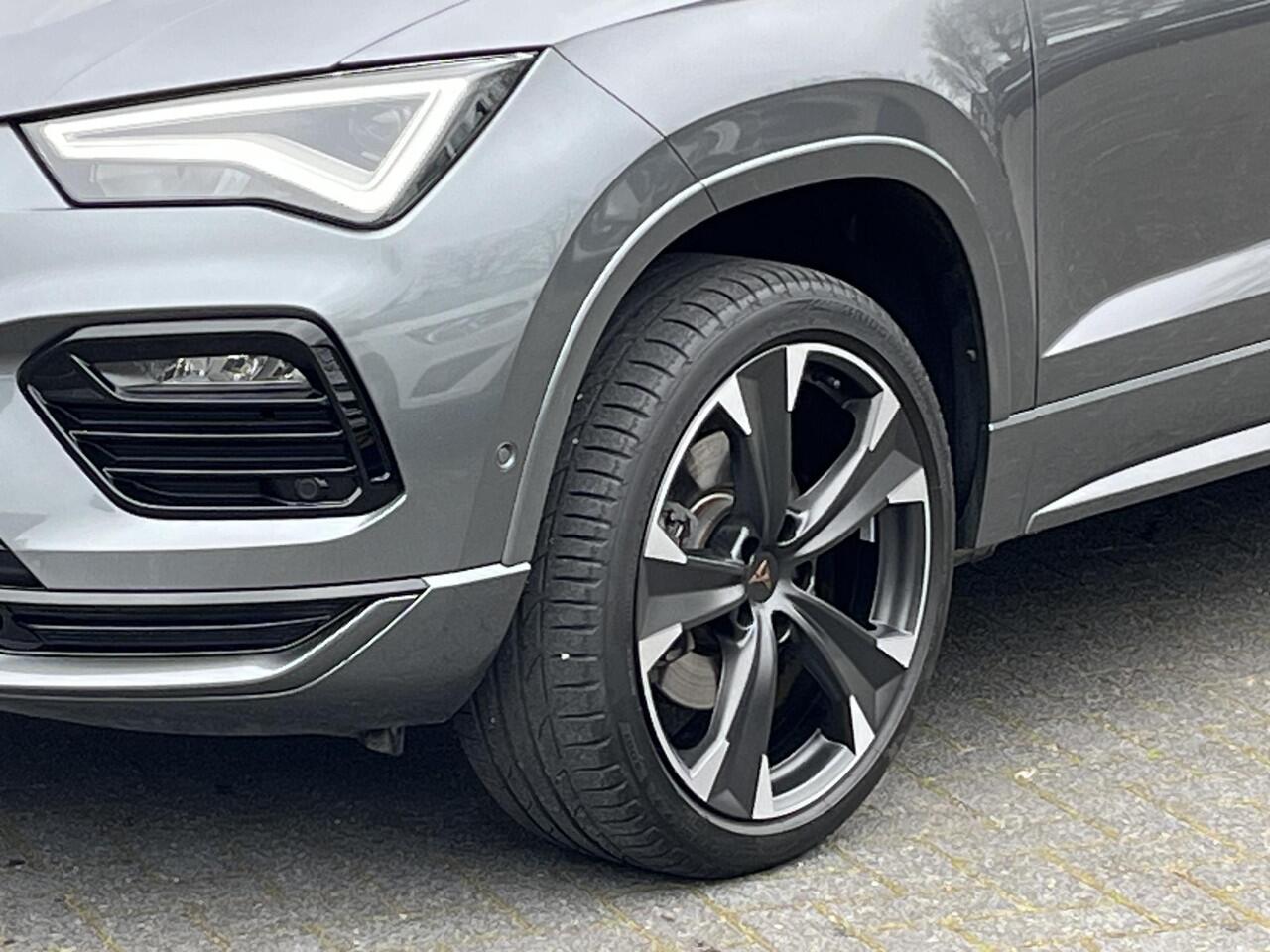 Cupra Ateca 1.5 TSi DSG FR Business Intense | NAV | CAMERA | EL. TREKHAAK | 19" |