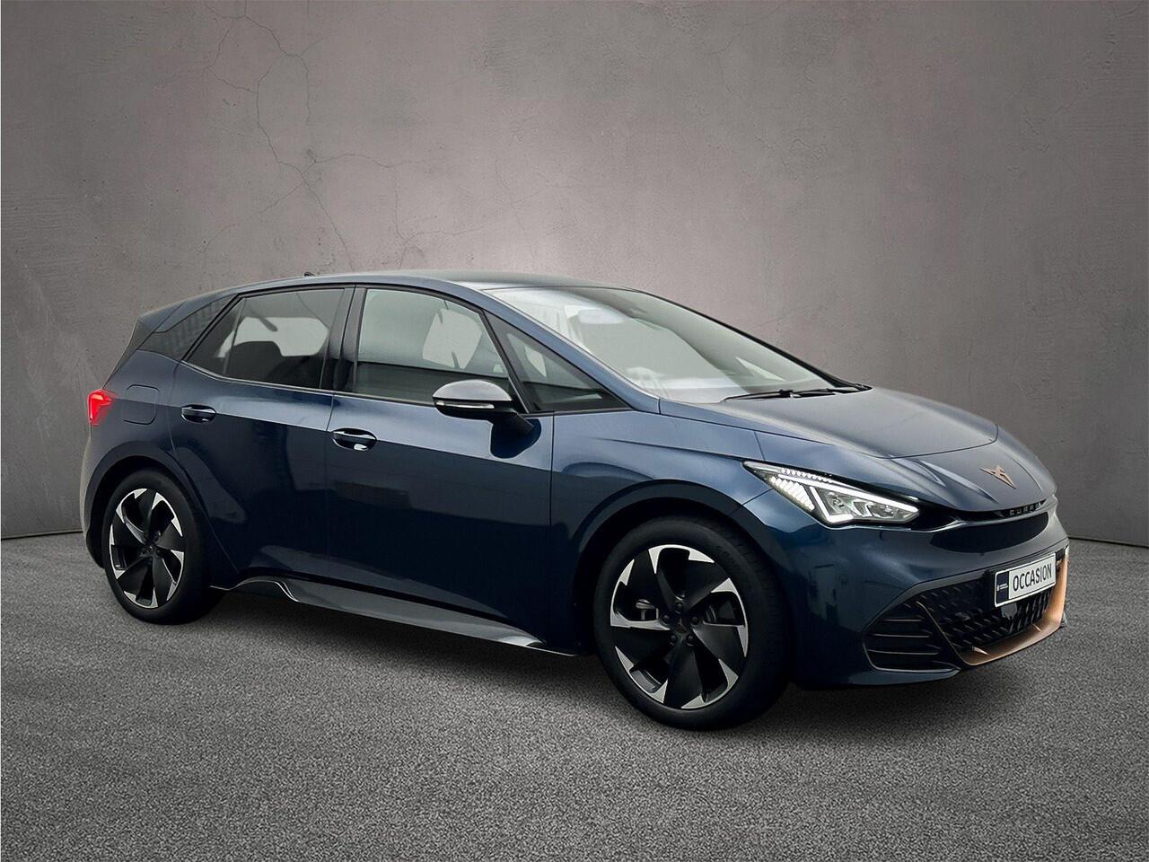 Cupra Born Adrenaline 230pk, 82 Kwh accu, Verwarmd Stuurwiel , Parkeersensoren, App connect, LED koplampen, Stoelverwarming, Airco, DAB, Radio