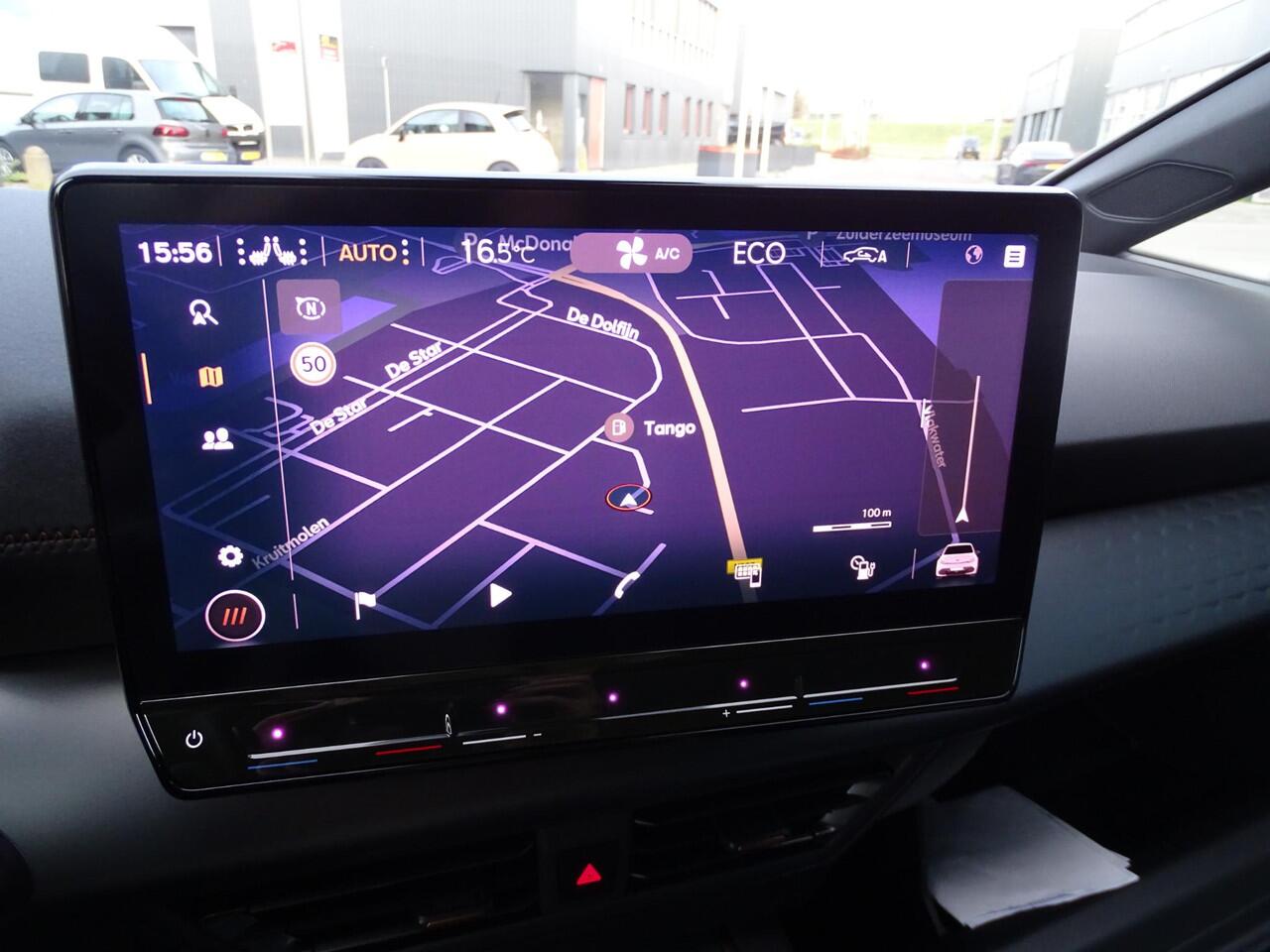 Cupra Born Adrenaline One 62 kWh SOH 92% | NAVIGATIE | SFEERVERLICHTING | STOEL/STUUR VERWARMING | DAB | ACHTERUIT RIJ CAMERA | LED PAKKET | IQ LED | APPLE CARPLAY |