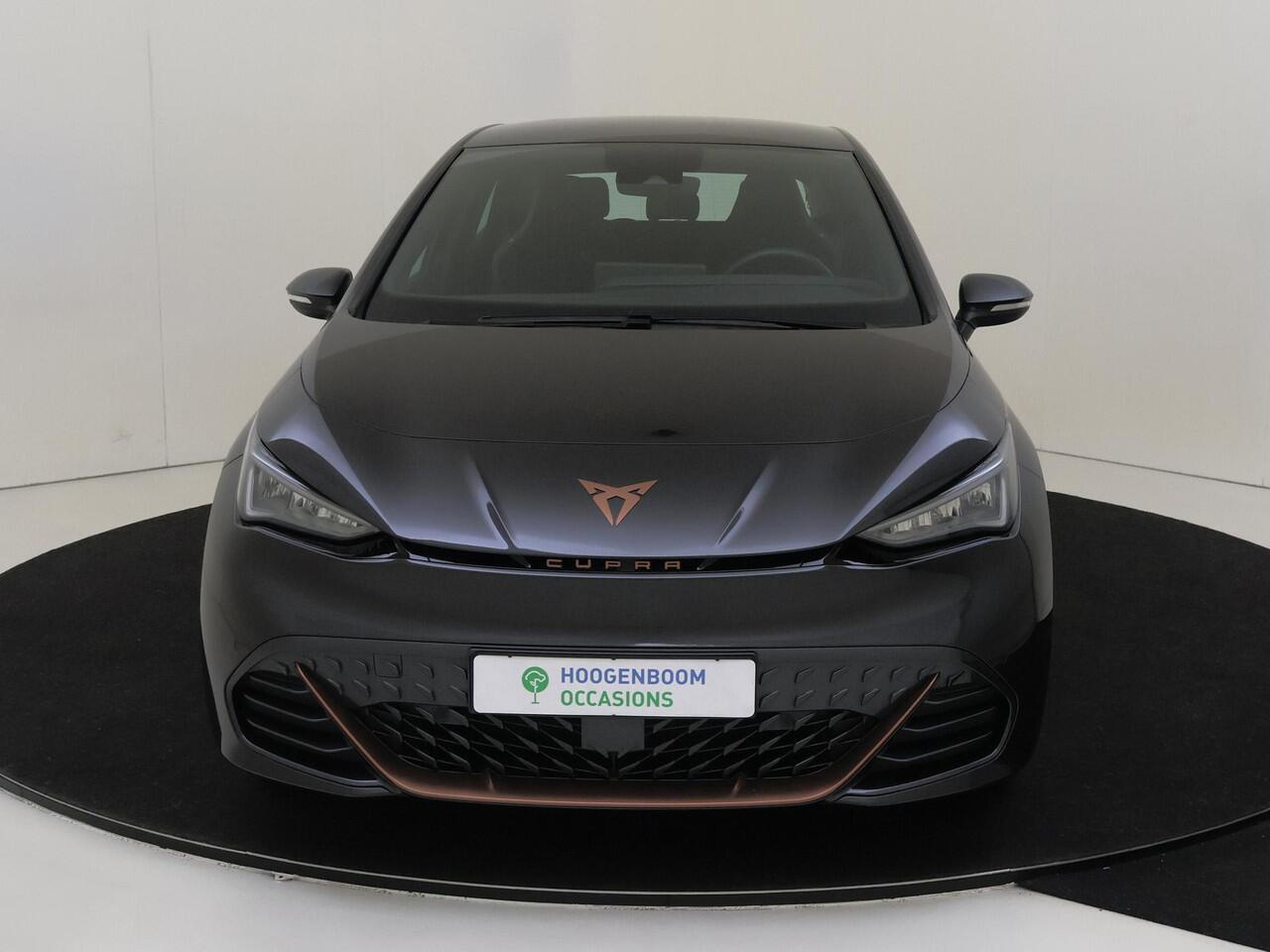 Cupra Born Business Plus 62 kWh | SOH 91% | Parkeerassistent | Keyless | Stoelverwarming | Navigatie | Elektrisch inklapbare buitenspiegels | CarPlay | Achteruitrijcamera |