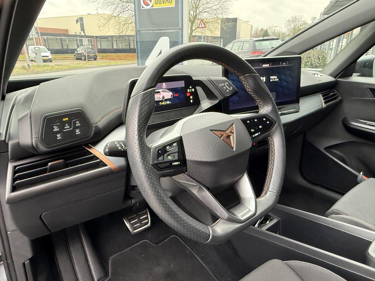 Cupra Born BWJ 12-2021 | 204PK Business One 62 kWh | CLIMA | NAVI | CAMERA A | PDC 2X | CARPLAY | SPORTSTOELEN | STUURWIELVERW |