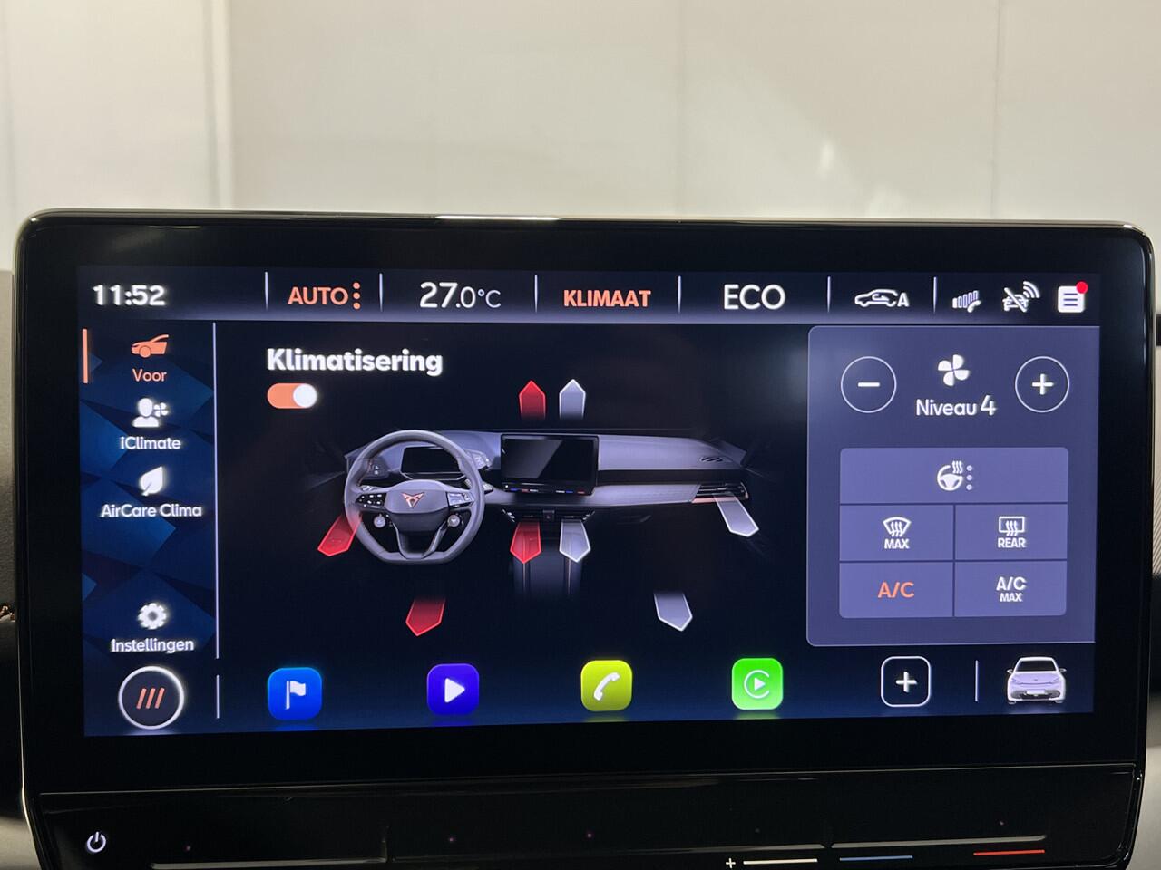 Cupra Born Business 62 kWh | SoH 95.5% | Navigatie/Android/Apple Carplay | LM Velgen 18" | PDC Voor en Achter | Stuurwiel Verwarmd | Cruise Control |
