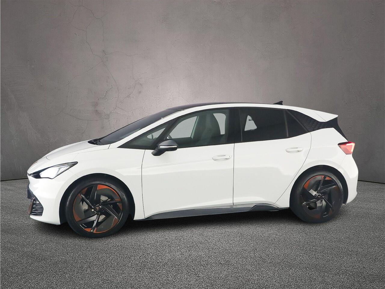 Cupra Born Copper Edition One 204pk Automaat Warmtepomp, Panoramadak, Adaptive cruise control, 360 camera, Navigatie, Achteruitrijcamera, LED koplampen, Stoelverwarming, Parkeersensoren