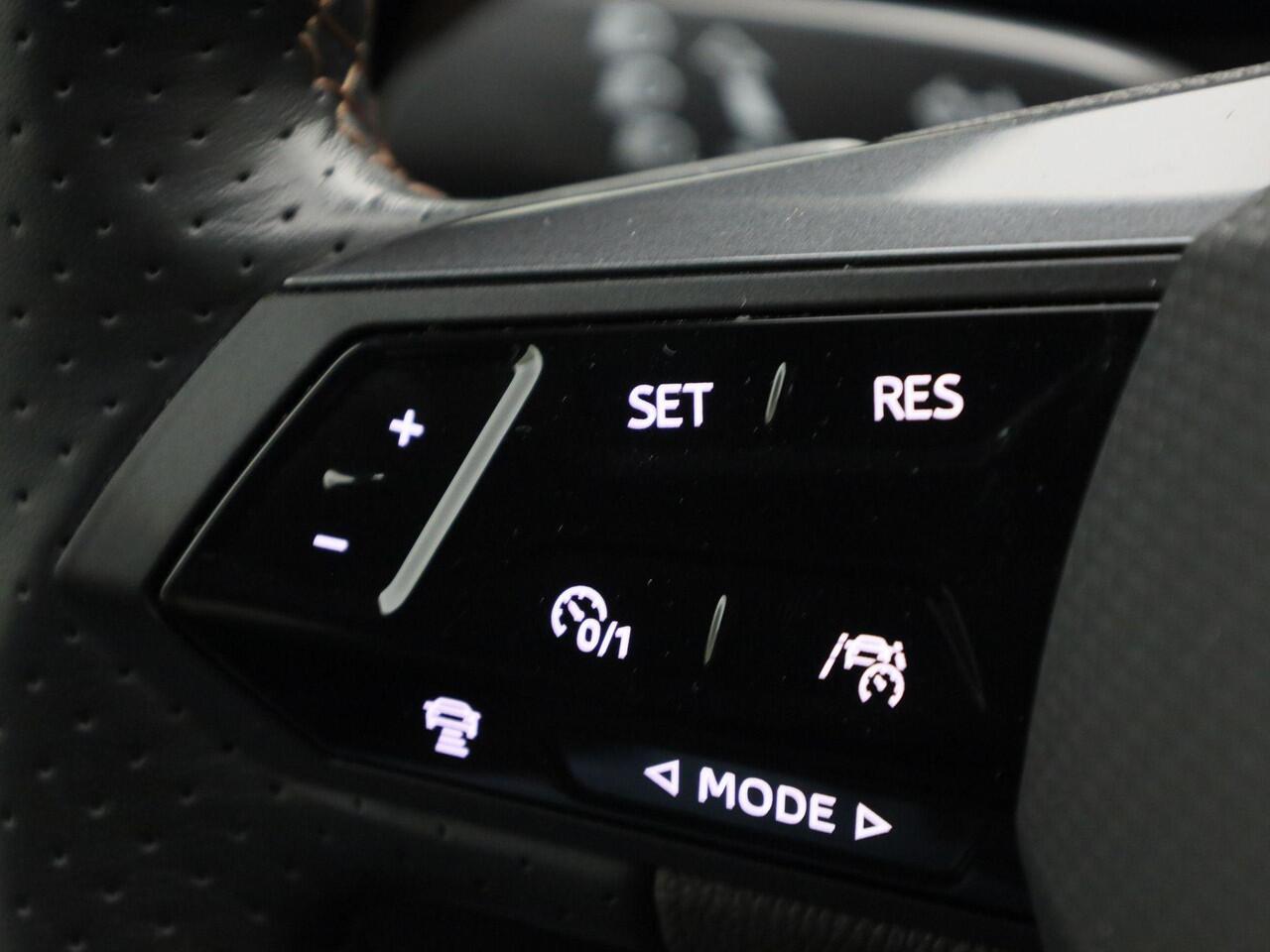 Cupra Born 204PK Business 62 kWh · Apple/Android Car Play · 360° Camera + Parkeersensoren · Navigatie