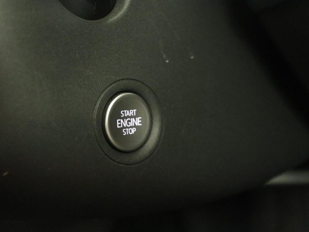 Cupra Born Business 62 kWh | Stoel & stuurverwarming | Camera | Adaptive cruise | Carplay | Navigatie | Sportstoelen | Parkeerhulp