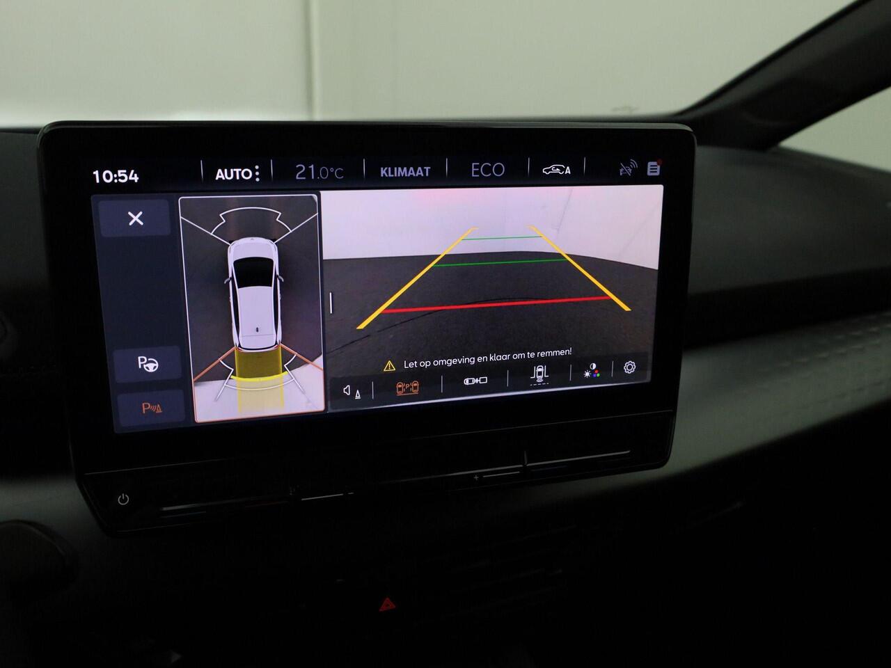 Cupra Born 204PK Business 62 kWh · Apple/Android Car Play · 360° Camera + Parkeersensoren · Navigatie