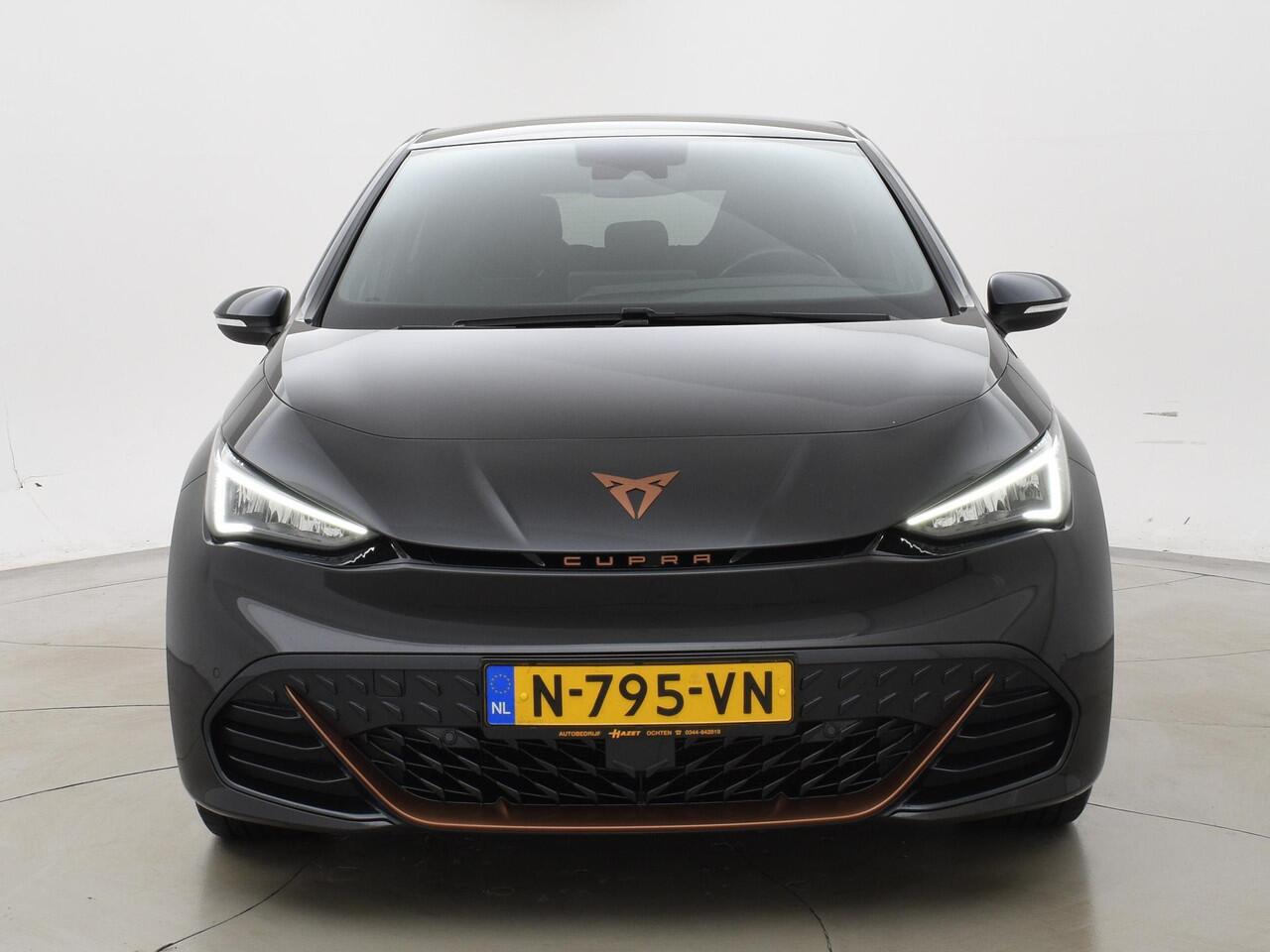 Cupra Born ADRENALINE ONE 62 kWh 204 PK *12% BIJTELLING* + 19 INCH | ADAPTIVE CRUISE | SFEERVERLICHTING