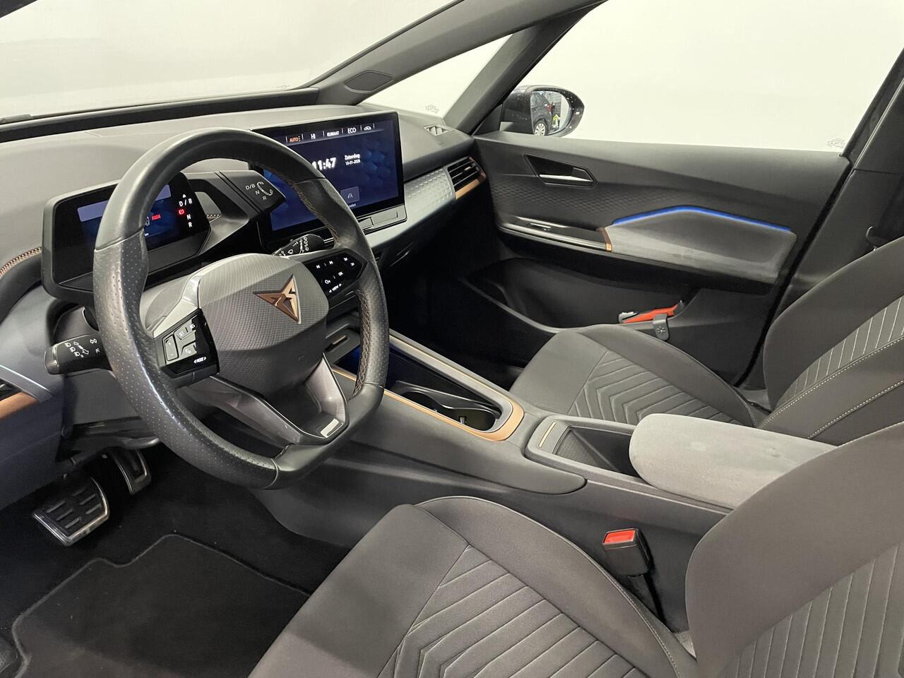 Cupra Born Business Plus 62 kWh Navigatie Apple Carplay/Android Auto Camera Parkeersensoren Adaptive Cruise Control Stuurverwarming Full Led Climate Control