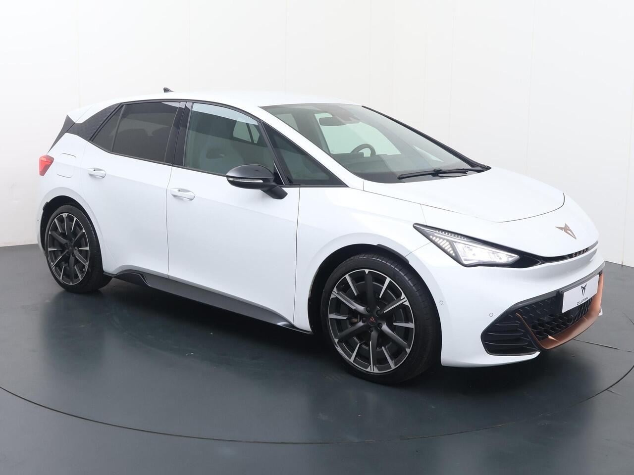 Cupra Born Performance 62 kWh | 231 PK | SoH 92% | Navigatiesysteem | Adaptive cruise control | Climate control | LED verlichting |