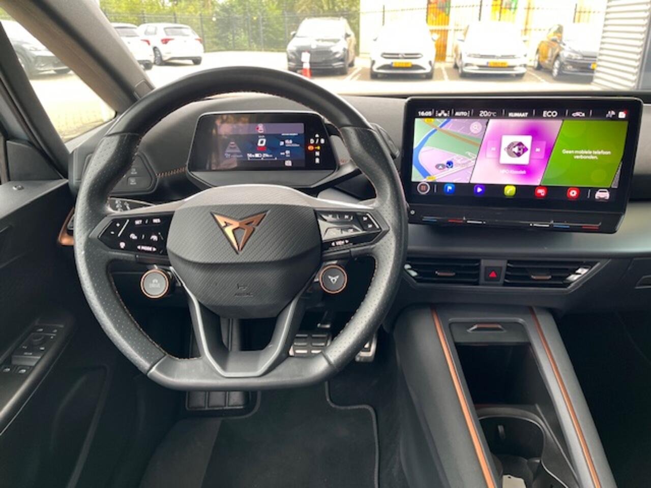 Cupra Born Adrenaline 62 kWh / 231pk / Cupra Supersport Stuur / 360 Camera / 19" LMV / Dode Hoek