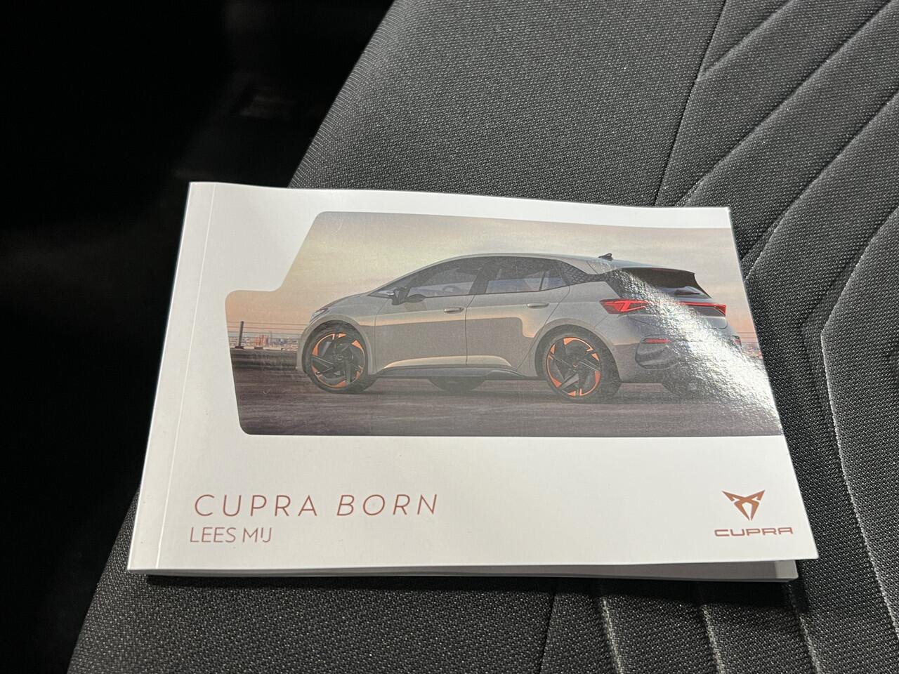Cupra Born Business 62 kWh | SoH 95.5% | Navigatie/Android/Apple Carplay | LM Velgen 18" | PDC Voor en Achter | Stuurwiel Verwarmd | Cruise Control |