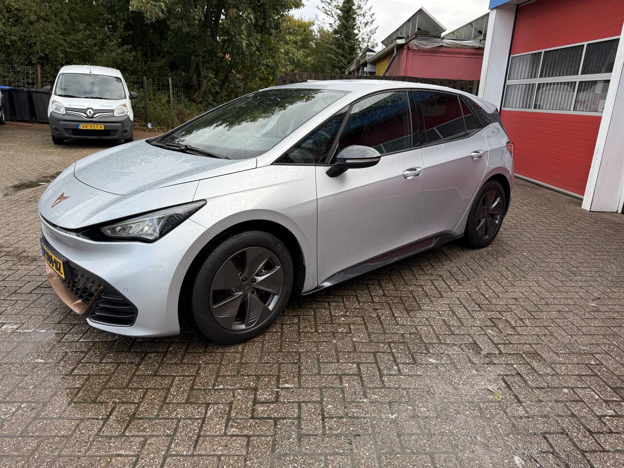 Cupra Born Business 62 kWh | Navigatie | 45.000 km!