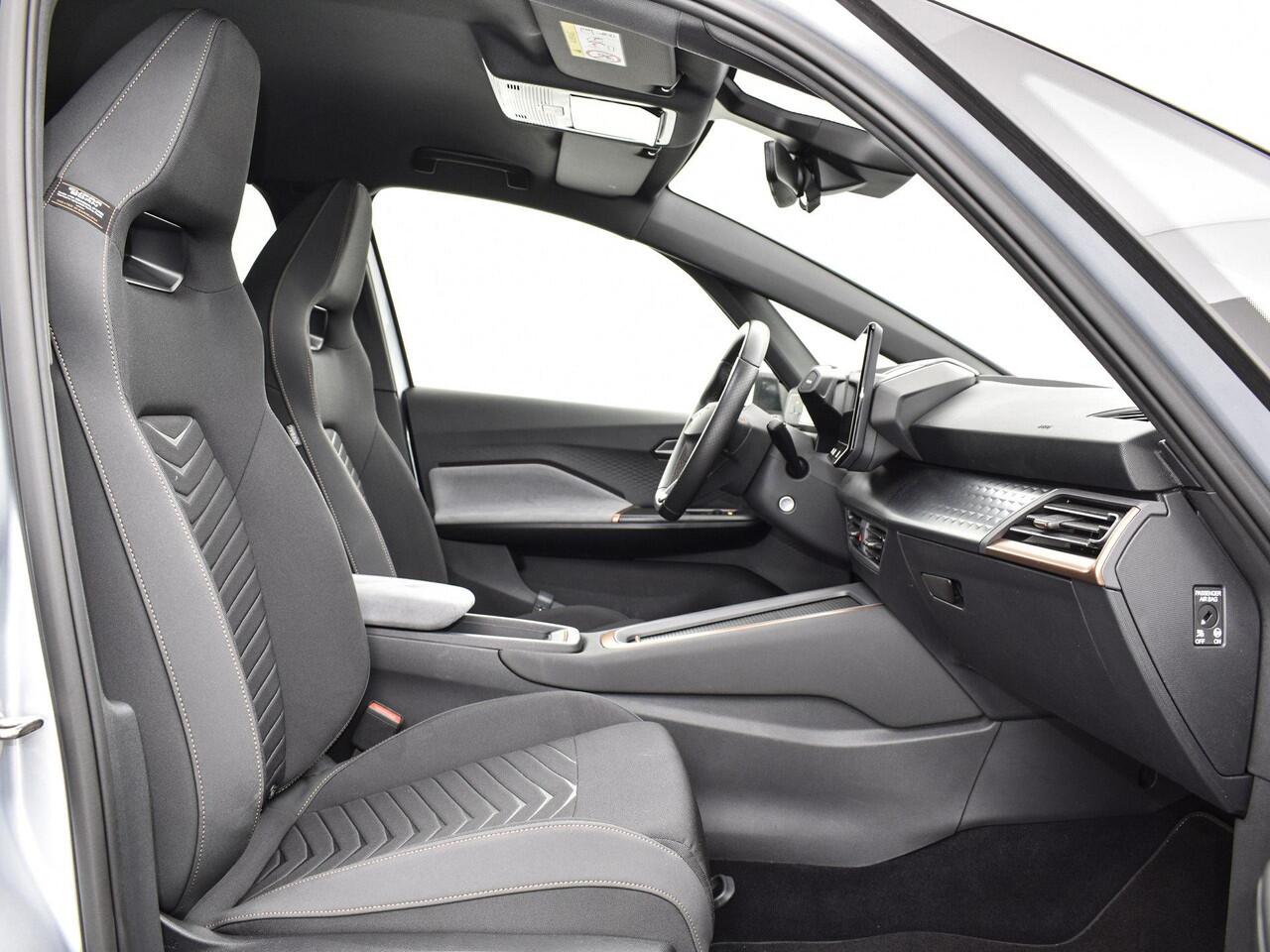 Cupra Born 204pk Business 62 kWh · Camera · Apple/Android Car Play · Navigatie · P-Sensoren · Verkeersbord Herkenning · 18'' Inch ·