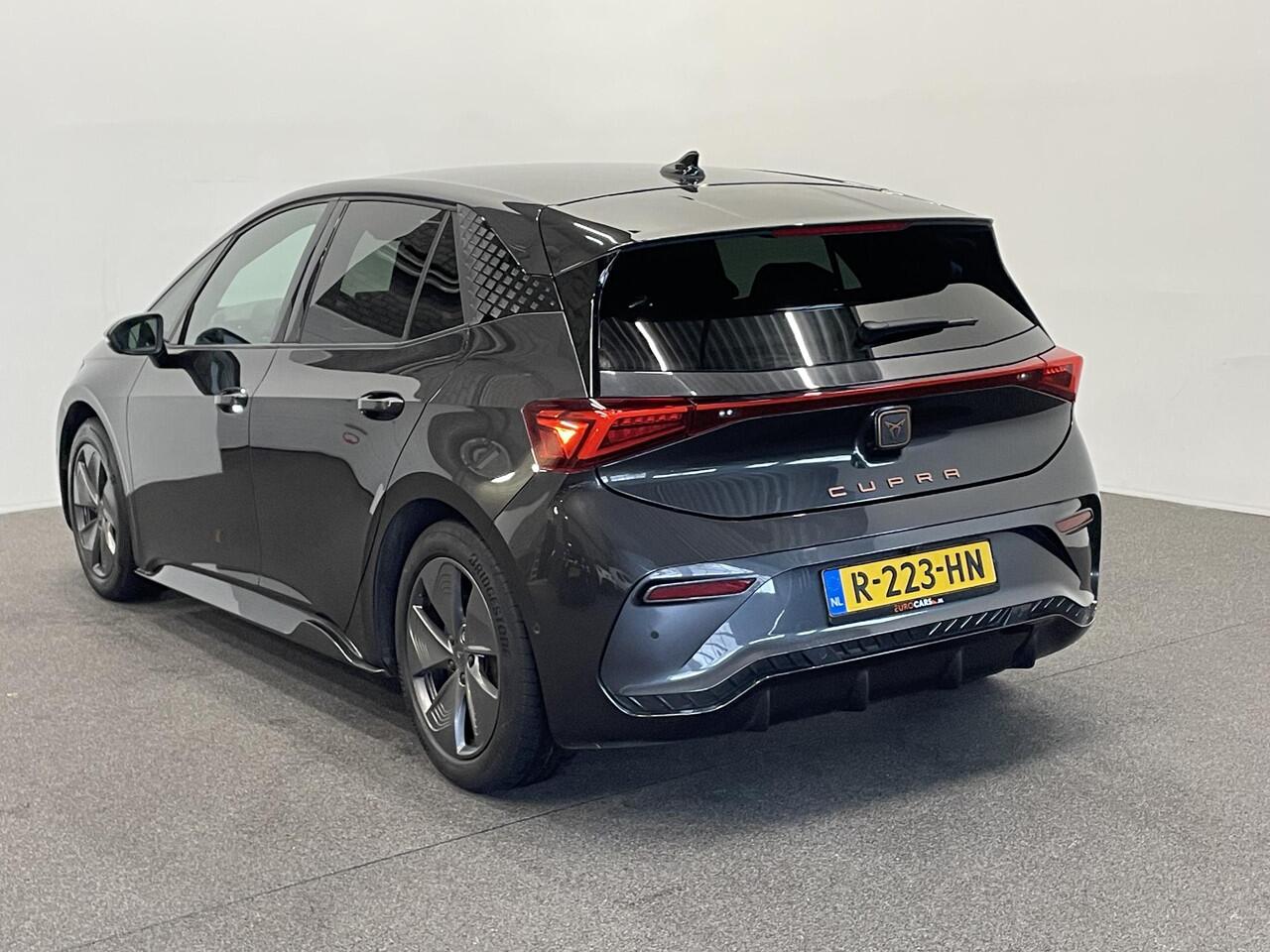 Cupra Born Business Plus 62 kWh Navigatie Apple Carplay/Android Auto Camera Parkeersensoren Adaptive Cruise Control Stuurverwarming Full Led Climate Control
