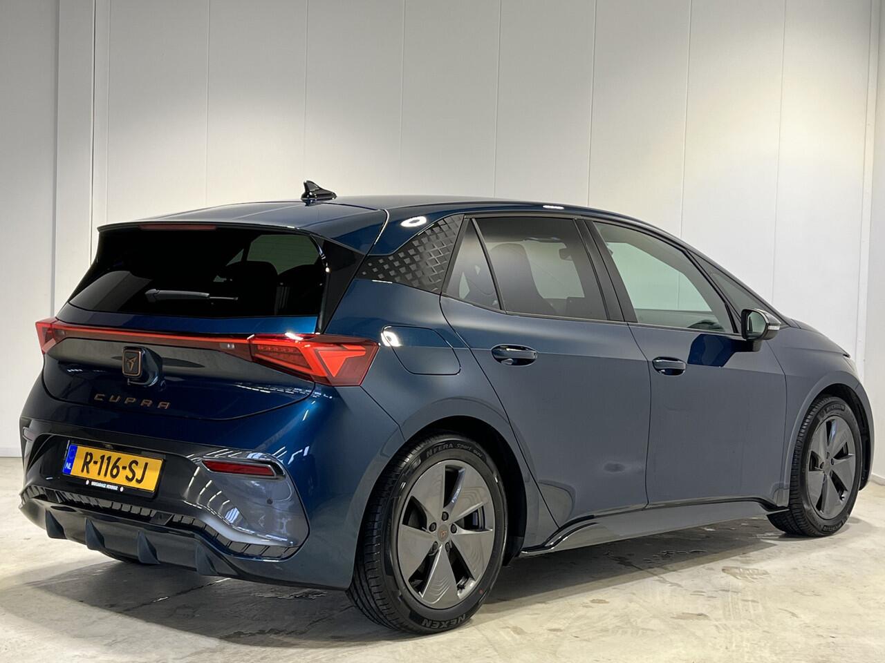 Cupra Born Business 62 kWh | SoH 95.5% | Navigatie/Android/Apple Carplay | LM Velgen 18" | PDC Voor en Achter | Stuurwiel Verwarmd | Cruise Control |