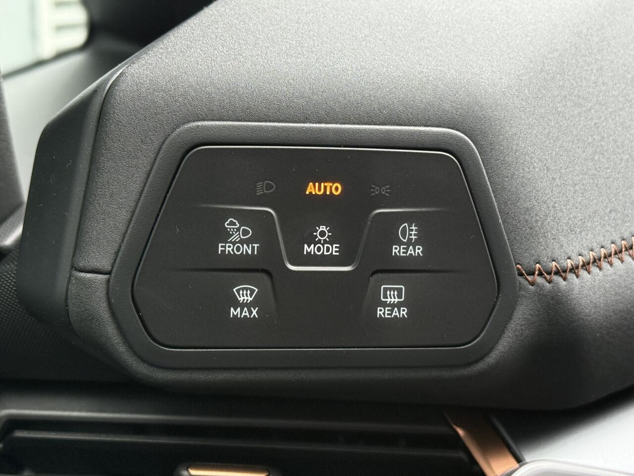 Cupra Born BWJ 12-2021 | 204PK Business One 62 kWh | CLIMA | NAVI | CAMERA A | PDC 2X | CARPLAY | SPORTSTOELEN | STUURWIELVERW |