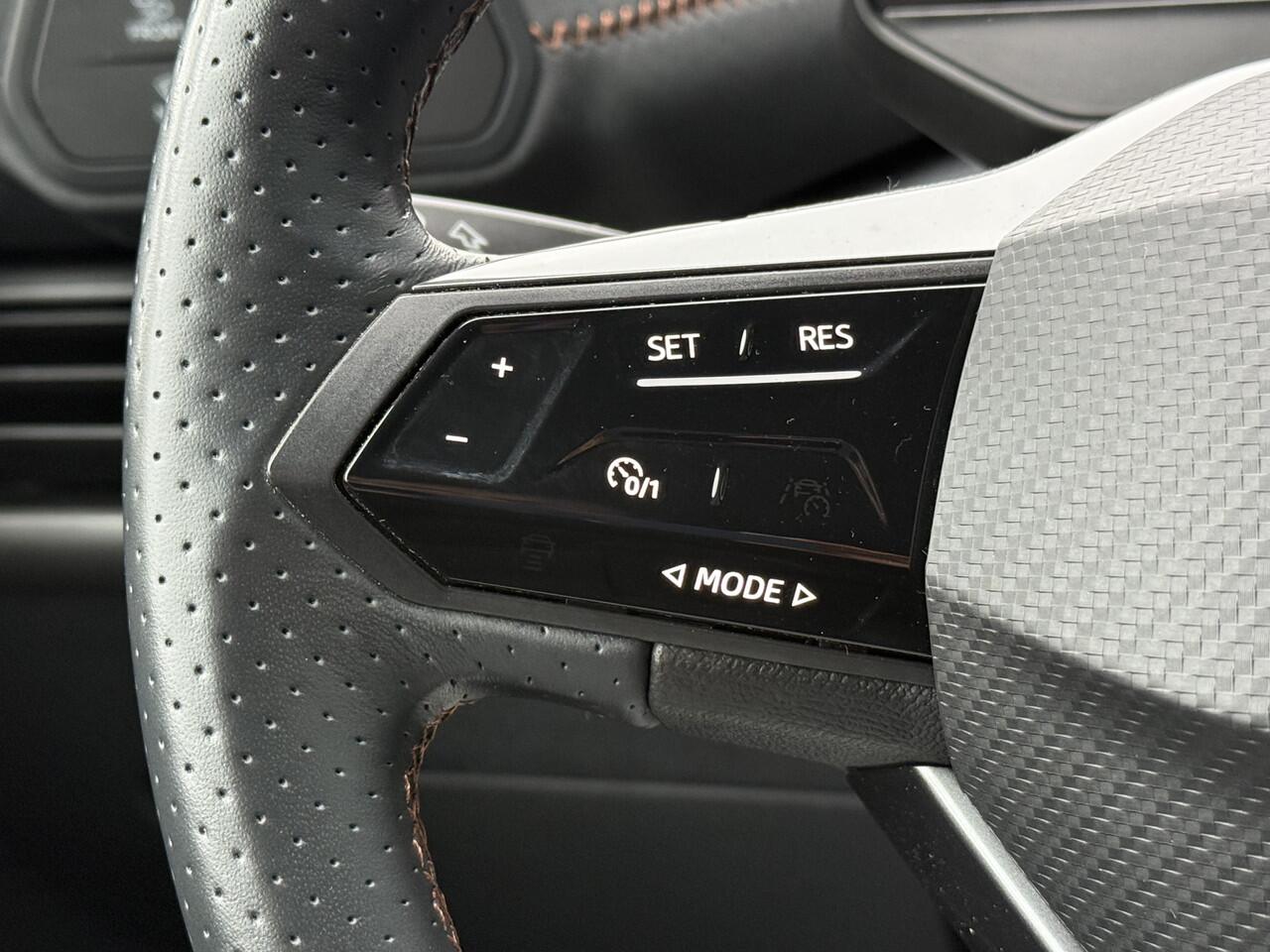 Cupra Born BWJ 12-2021 | 204PK Business One 62 kWh | CLIMA | NAVI | CAMERA A | PDC 2X | CARPLAY | SPORTSTOELEN | STUURWIELVERW |