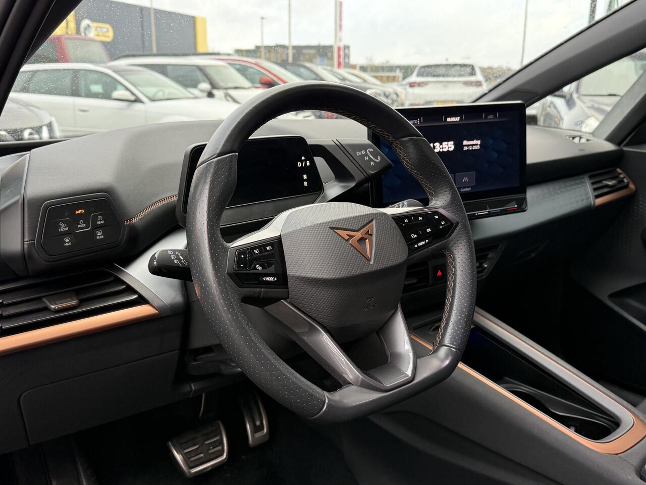 Cupra Born BWJ 2022 62 KWh Business Plus 204 PK FULL LED | CARPLAY + ANDROID | CAMERA | SPORTSTOELEN | NAVI | CLIMA | CRUISE | LMV | PDC