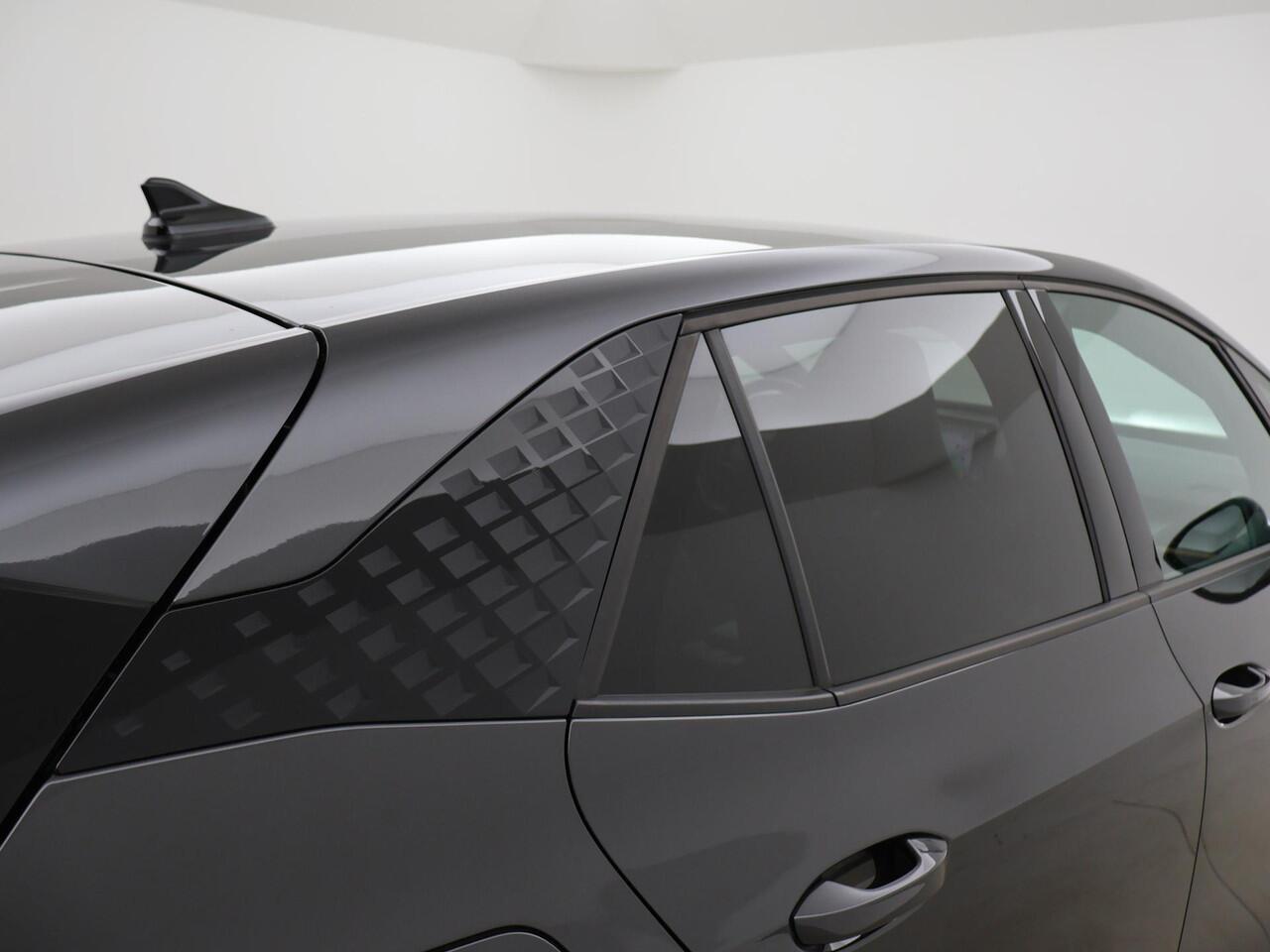 Cupra Born ADRENALINE ONE 62 kWh 204 PK *12% BIJTELLING* + 19 INCH | ADAPTIVE CRUISE | SFEERVERLICHTING