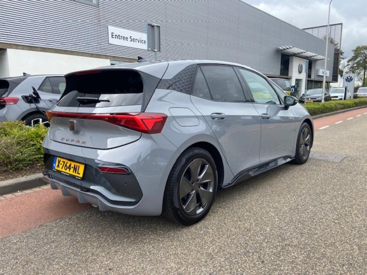Cupra Born Business 62 kWh / Carplay / Camera / SOH 91%
