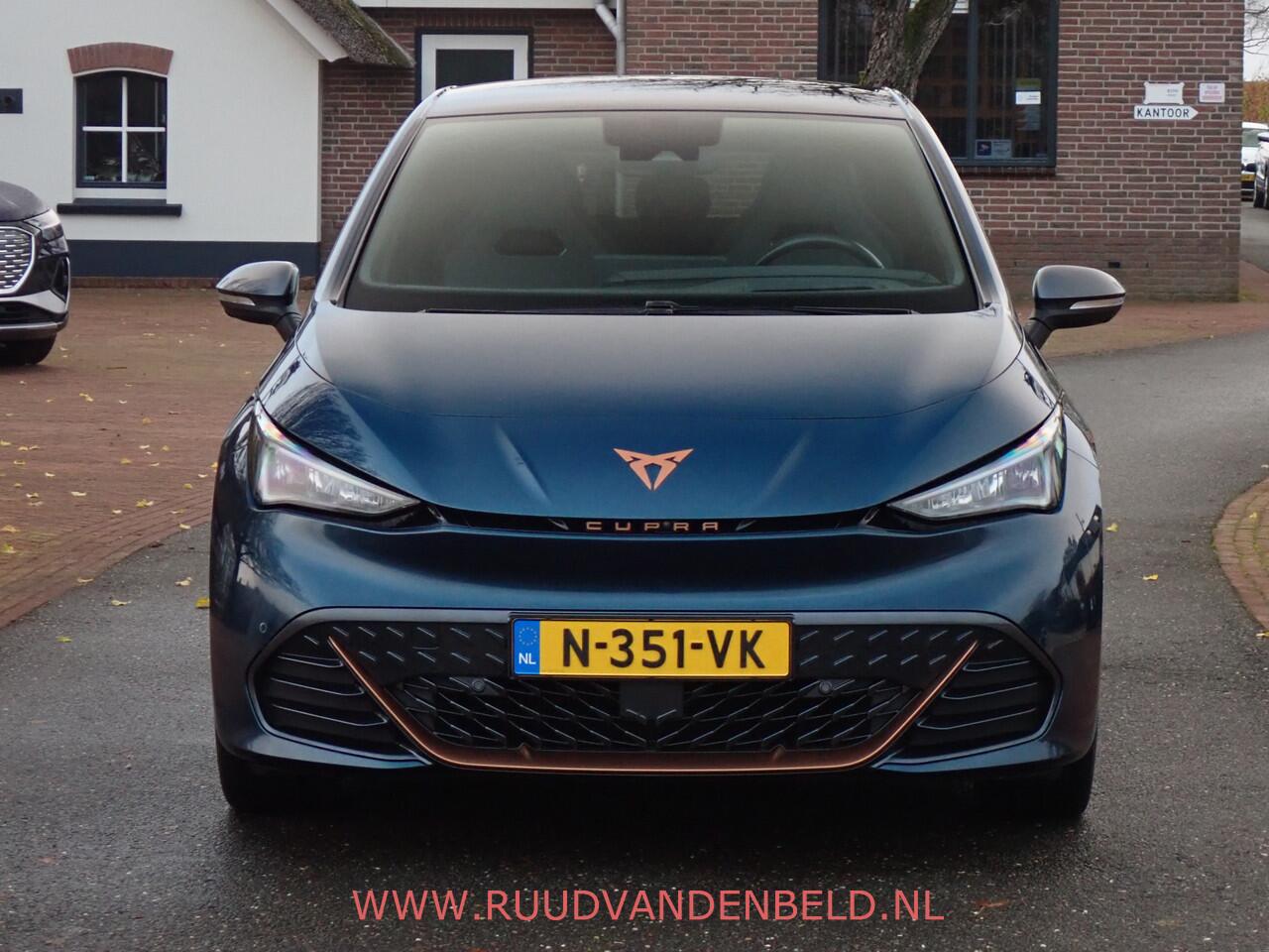 Cupra Born Copper Edition One 62 kWh PANODAK/CAMERA/STOEL EN STUUR VERWARMING