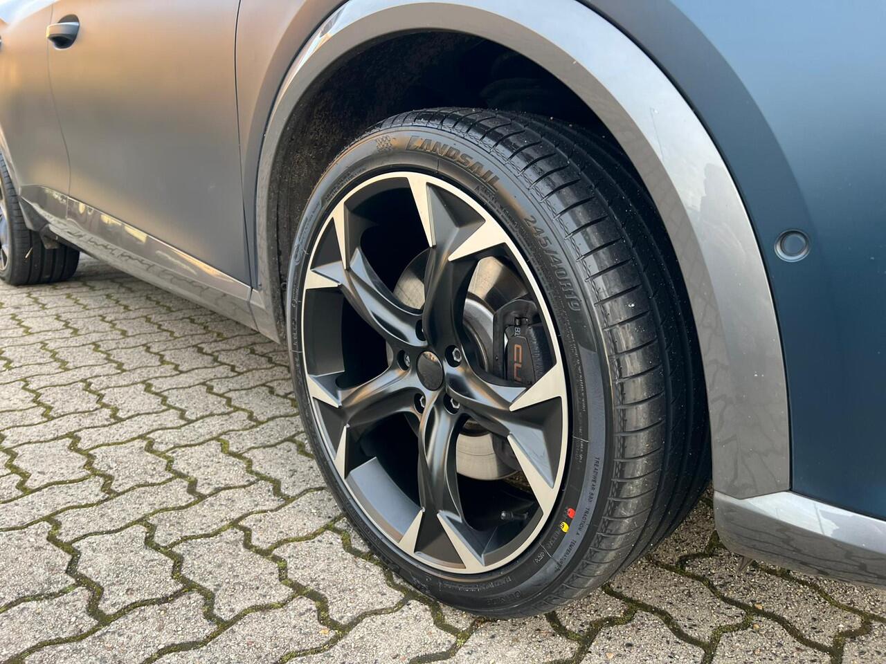 Cupra Formentor 1.4 e-Hybrid VZ Copper Edition 245 pk, virtual cockpit, 19 inch, cruise, navi