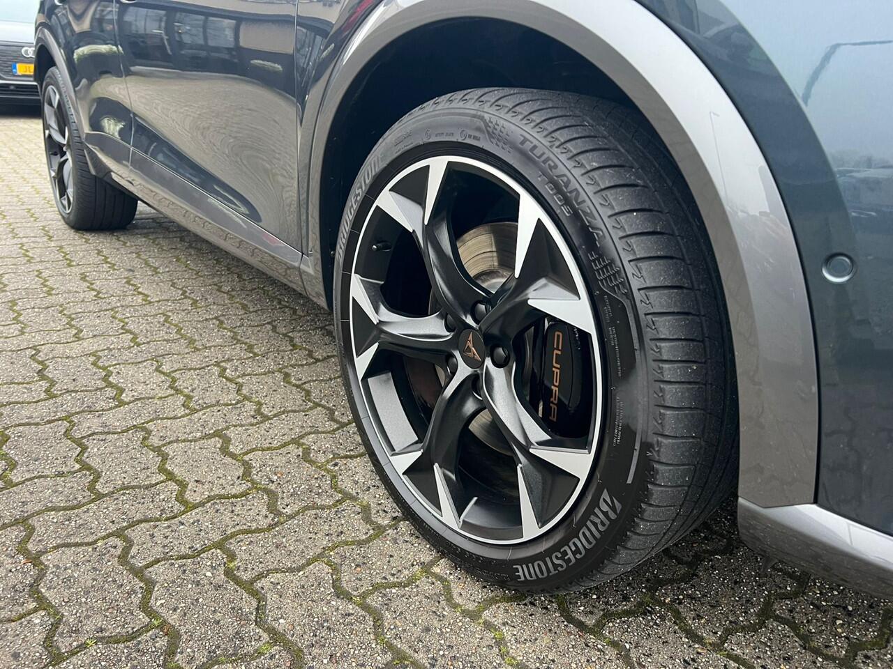 Cupra Formentor 1.4 e-Hybrid VZ Performance 245pk, leer, pano, virtual cockpit, memory stoelen