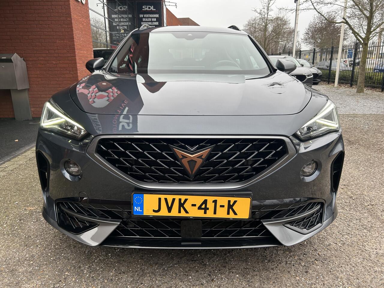 Cupra Formentor 1.4 e-Hybrid VZ Performance 245PK!! // DODEHOEK // ADAPT. CRUISE // CAMERA+SENSOREN // NAVI+CARPLAY // VIRTUAL COCKPIT // KEYLESS //